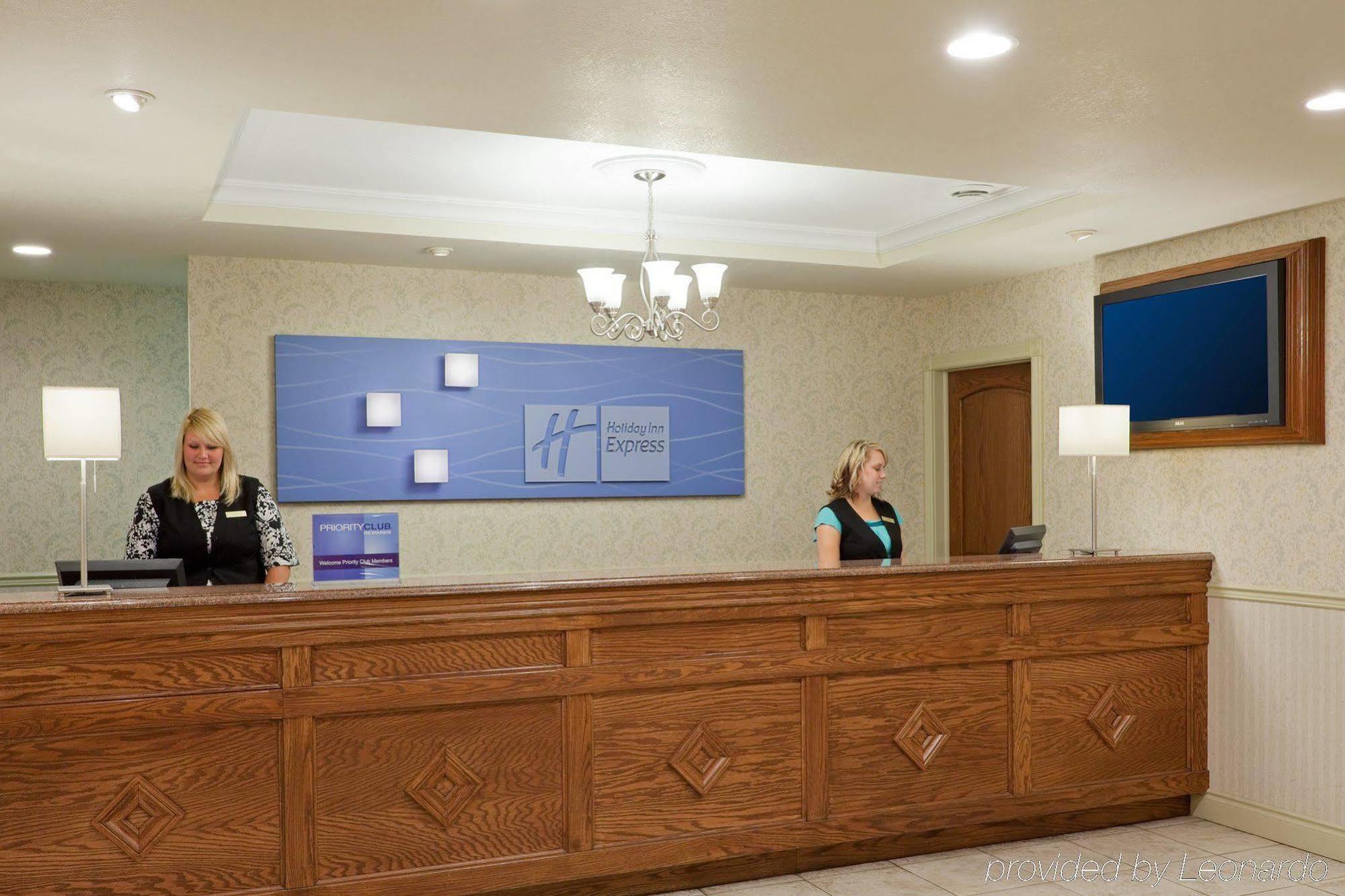 Holiday Inn Express Hotel & Suites 1000 Islands - Gananoque By Ihg Interior foto